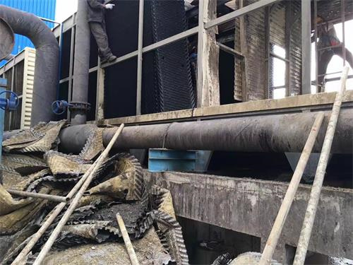 冷卻塔填料：方形冷卻塔的清除工作一般有幾種方案(圓形冷卻塔與方形冷卻